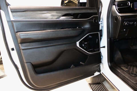 2022 Jeep Wagoneer Series III