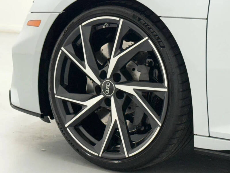 2022 Audi R8 5.2 V10 performance