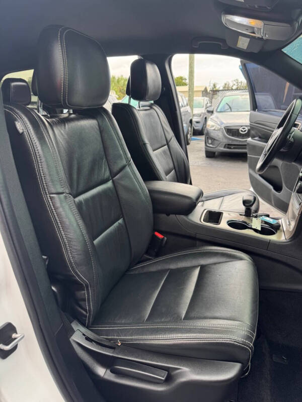 2014 Jeep Grand Cherokee Laredo