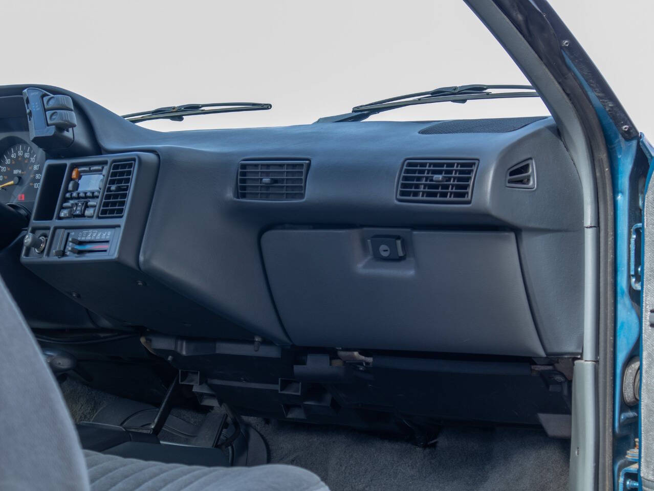 1991 Pontiac Sunbird 46