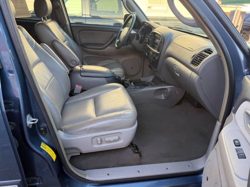 2007 Toyota Sequoia SR5