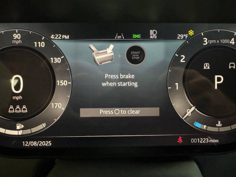 2025 Land Rover Range Rover P400 SE