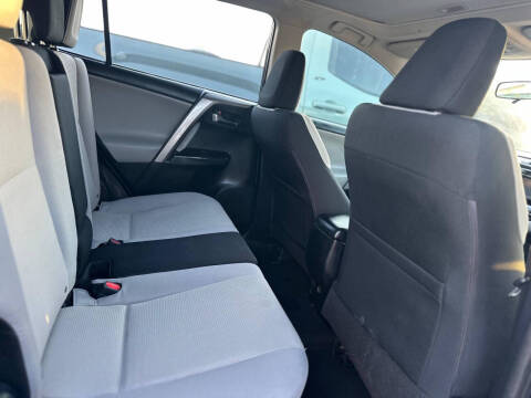 2016 Toyota RAV4 XLE