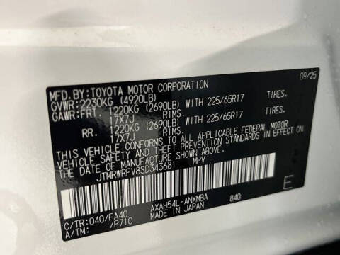 2025 Toyota RAV4 Hybrid XLE