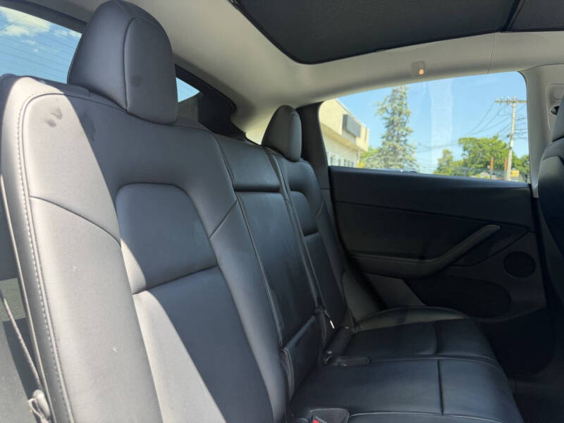 2022 Tesla Model Y Long Range