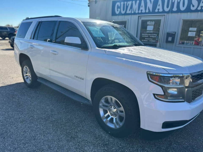 2015 Chevrolet Tahoe LT photo 2