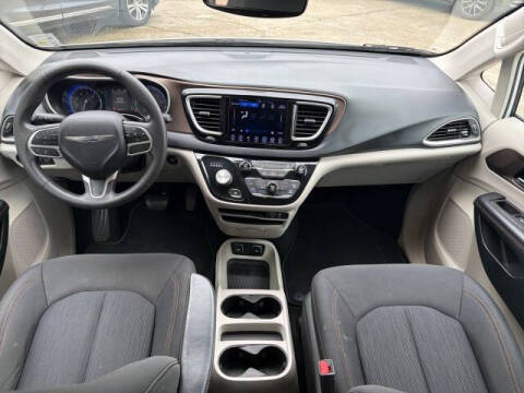 2017 Chrysler Pacifica Touring