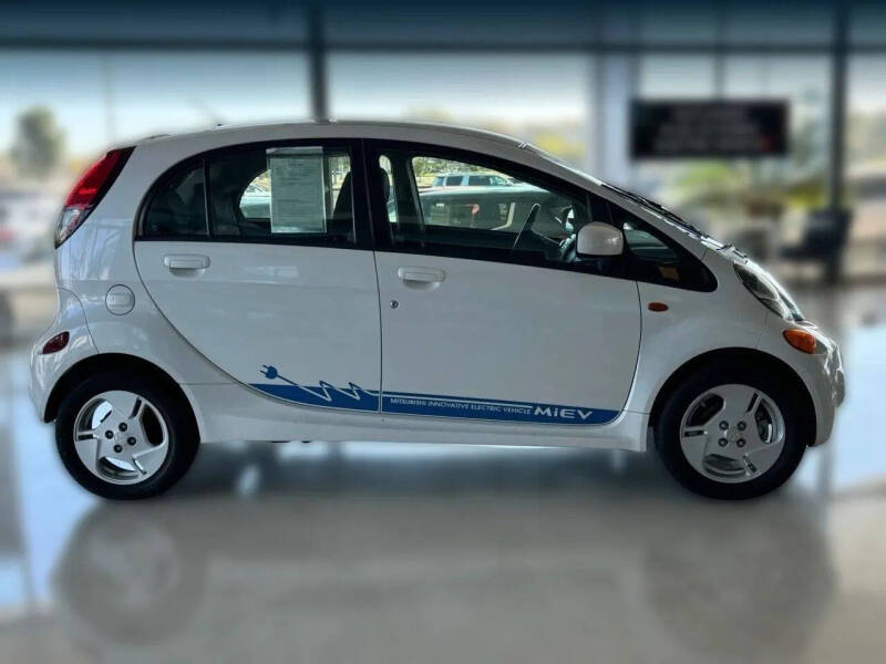 2012 Mitsubishi i-MiEV