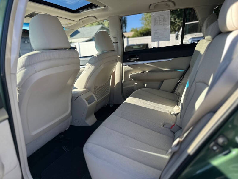 2010 Subaru Outback 2.5i Premium