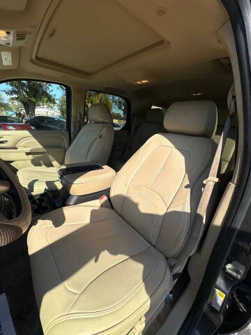 2011 Cadillac Escalade Luxury