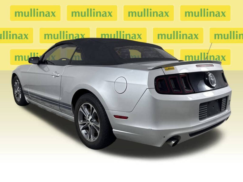 2014 Ford Mustang V6