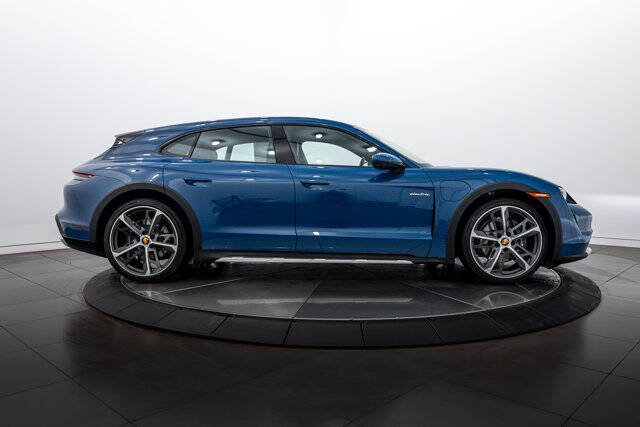 2024 Porsche Taycan 4 Cross Turismo