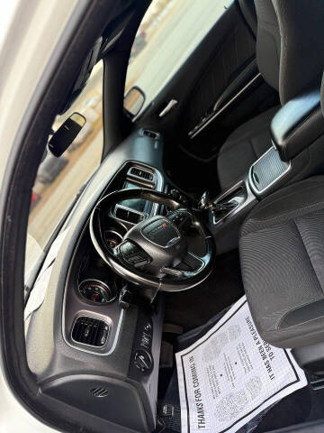 2019 Dodge Charger SXT