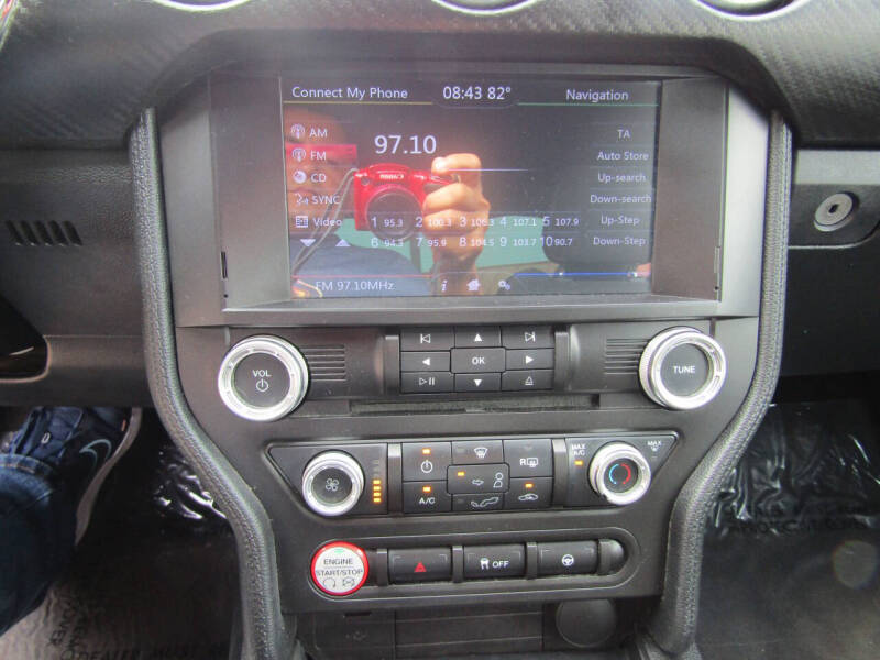 2015 Ford Mustang V6