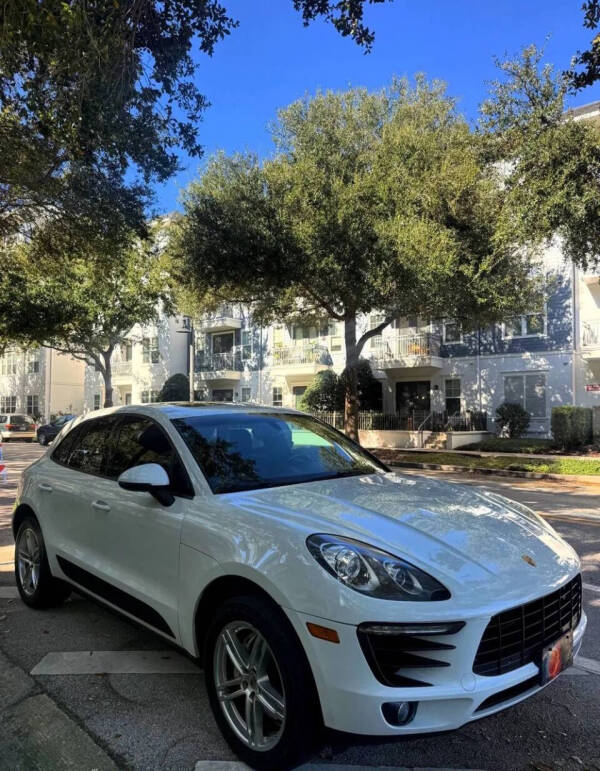 2015 Porsche Macan S