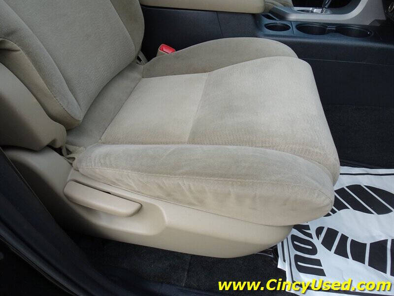 2012 Toyota Sequoia SR5