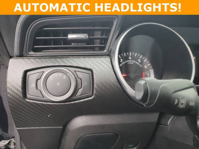 2021 Ford Mustang EcoBoost