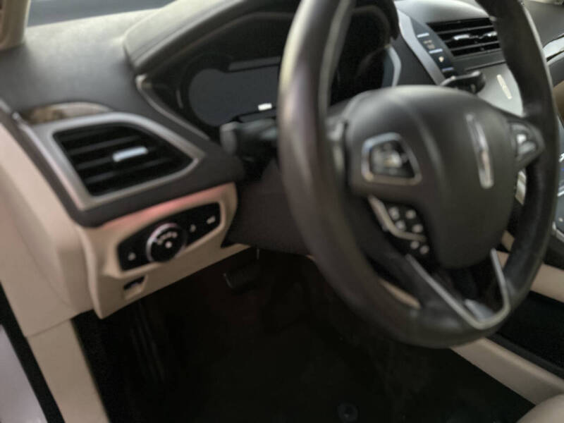 2013 Lincoln MKZ