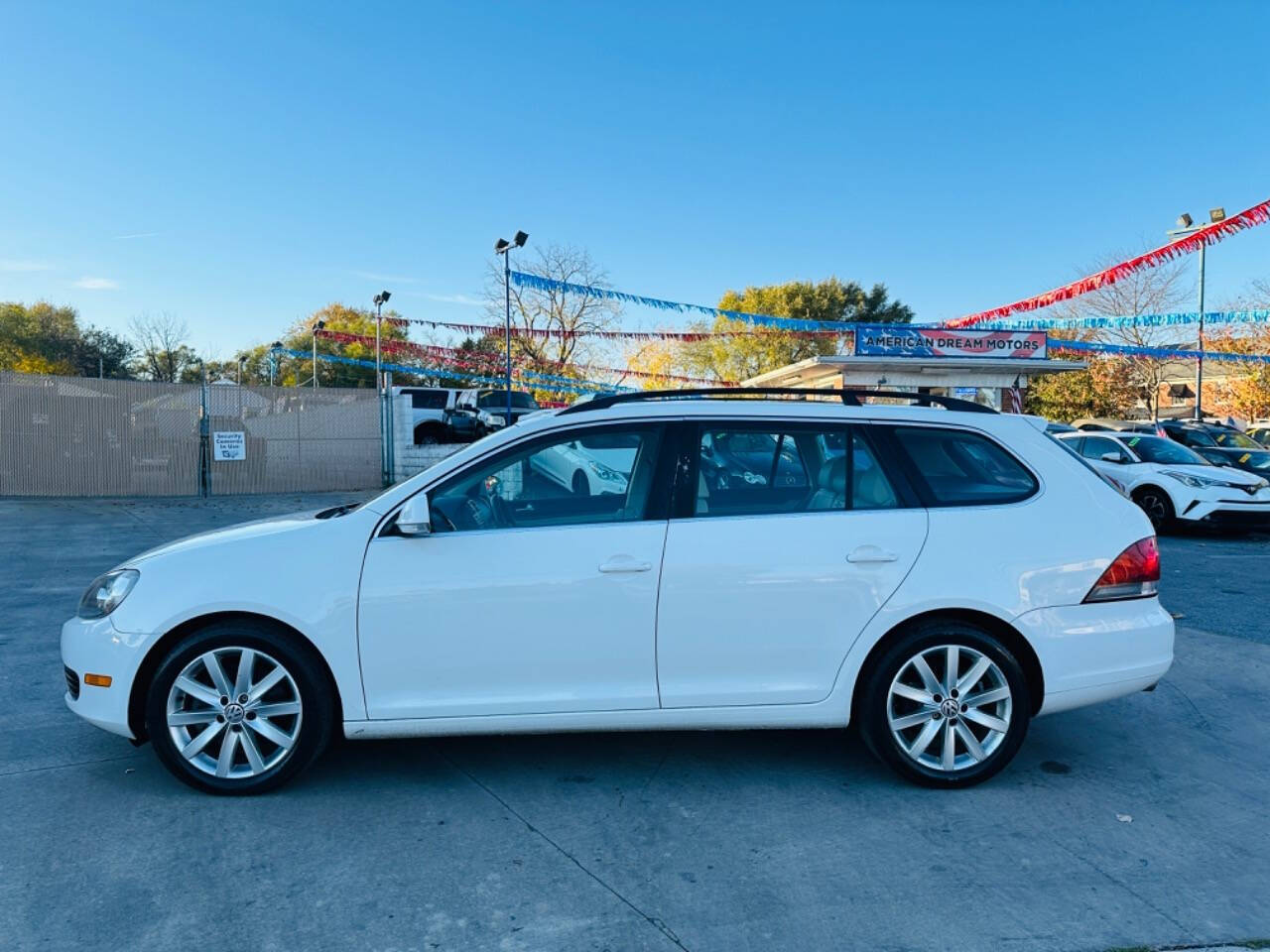 2011 Volkswagen Jetta for sale at American Dream Motors in Winchester, VA