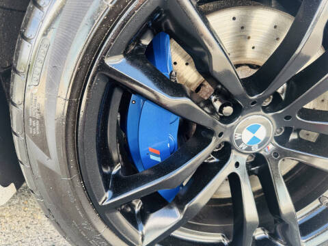 2015 BMW X6 M