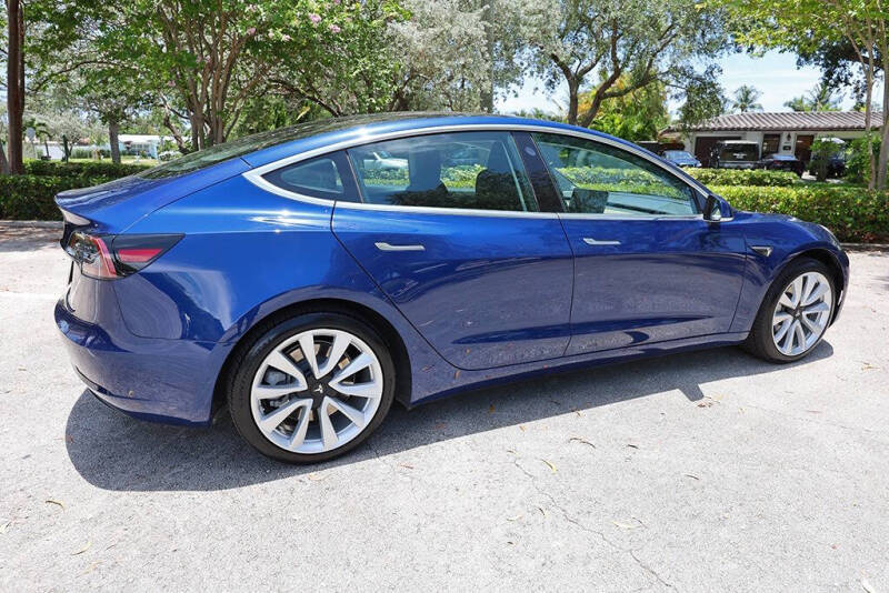 2019 Tesla Model 3 Standard Range Plus