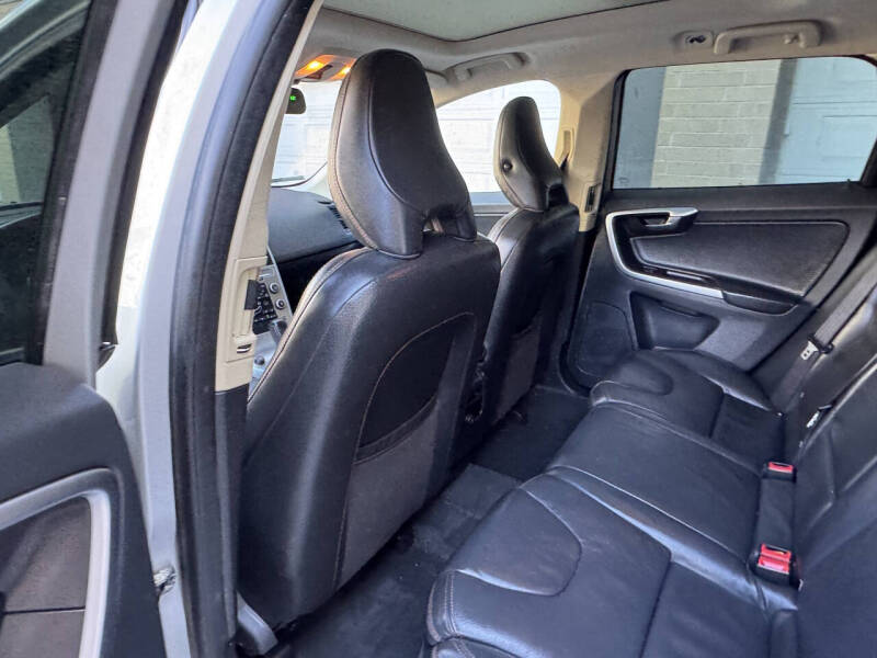 2010 Volvo XC60 3.2