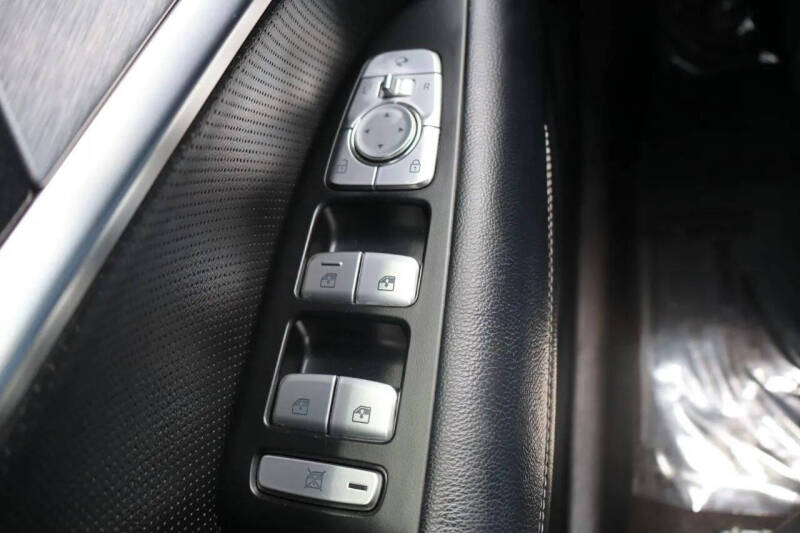 2020 Genesis G70