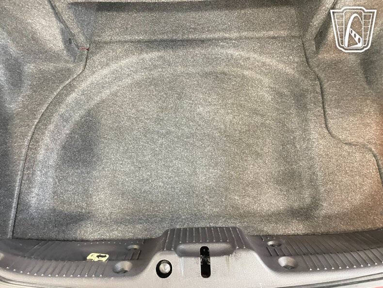 2004 Ford Thunderbird Deluxe