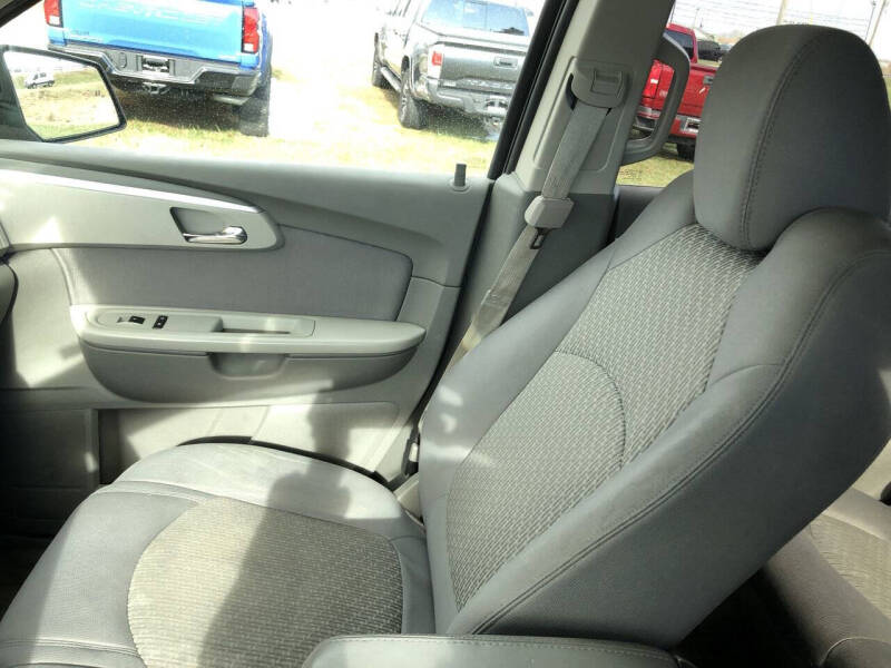 2011 Chevrolet Traverse LS