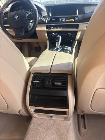 2014 BMW 5 Series 528i