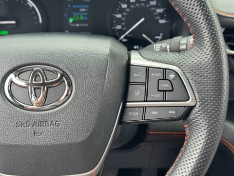 2024 Toyota Sienna XSE 7-Passenger