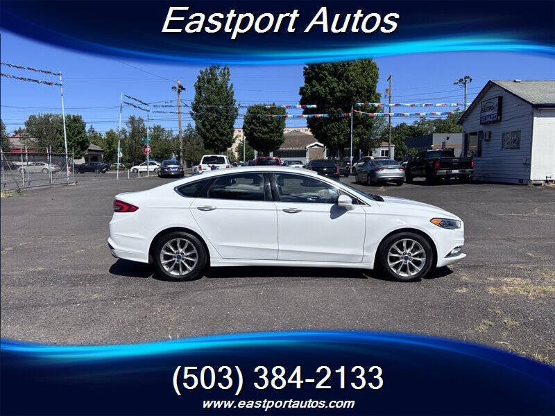 2017 Ford Fusion SE