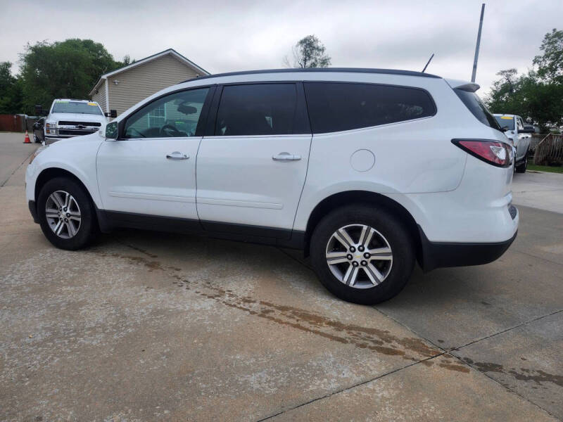 2017 Chevrolet Traverse LT