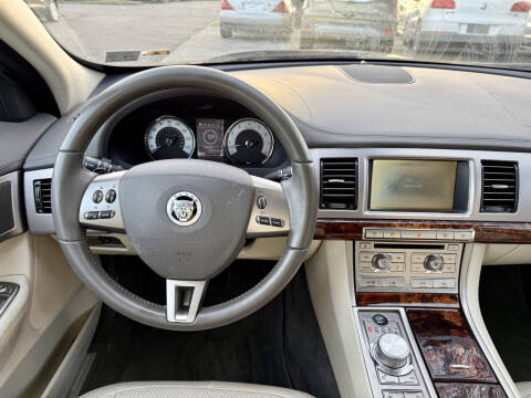 2011 Jaguar XF Premium