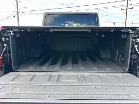 2025 Jeep Gladiator Mojave