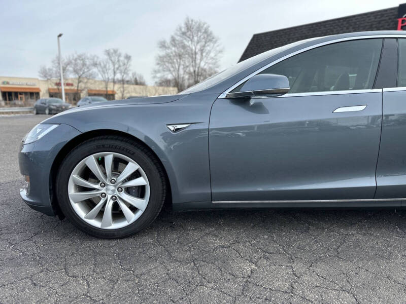 2014 Tesla Model S 85