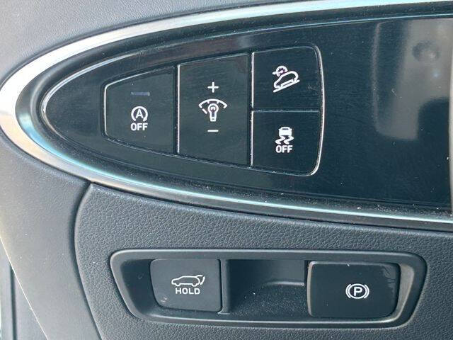 2025 Genesis GV70 2.5T Standard