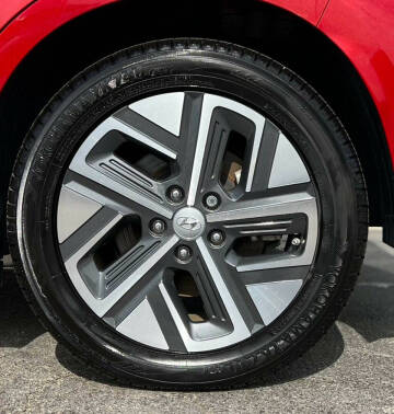 2022 Hyundai Kona Electric SEL