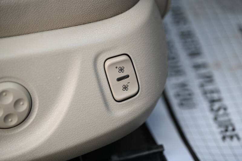 2011 Audi A5 2.0T quattro Prestige