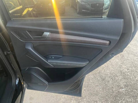 2022 Audi Q5 e quattro S line Prem Pl 55 TFSI