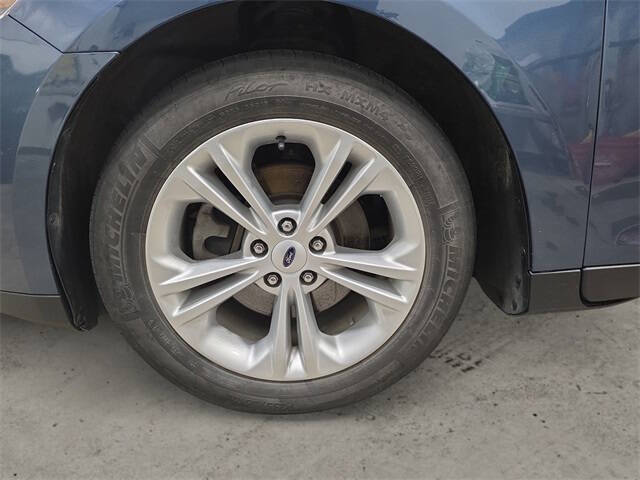 2018 Ford Taurus SEL