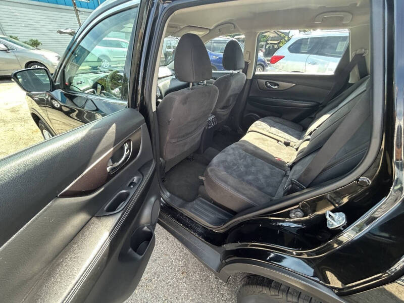 2015 Nissan Rogue SV