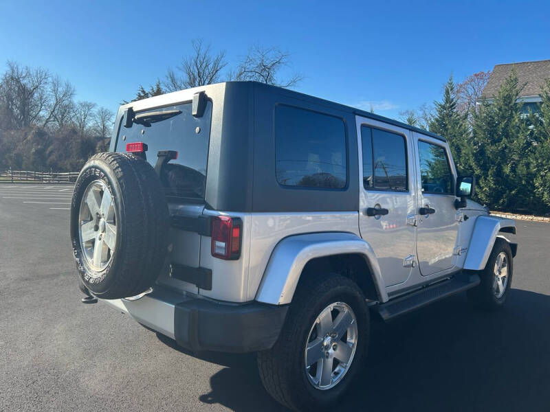 2009 Jeep Wrangler Unlimited Sahara photo 9