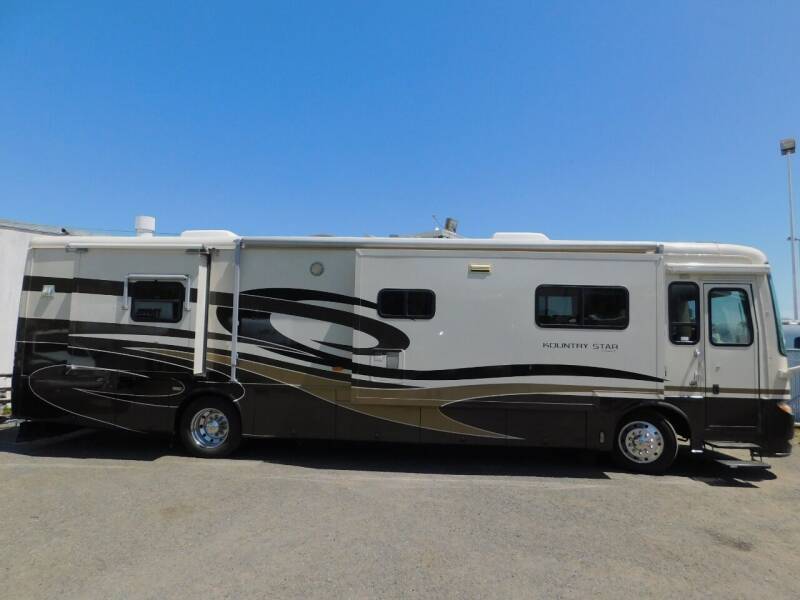 2005 Newmar KOUNTRY STAR for sale at Gold Country RV in Auburn CA