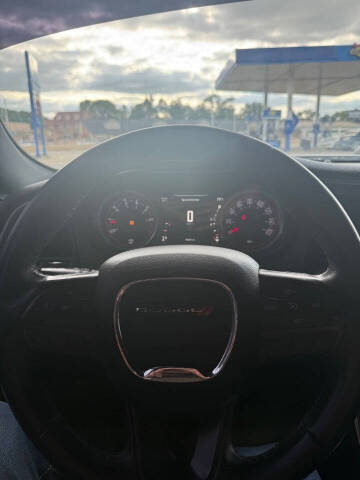 2016 Dodge Challenger SXT Plus