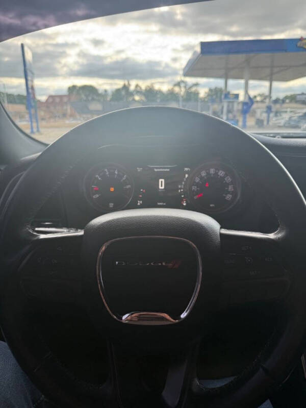 2016 Dodge Challenger SXT Plus