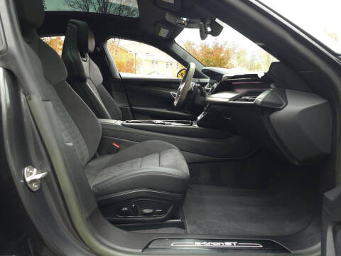 2023 Audi e-tron GT quattro Prestige