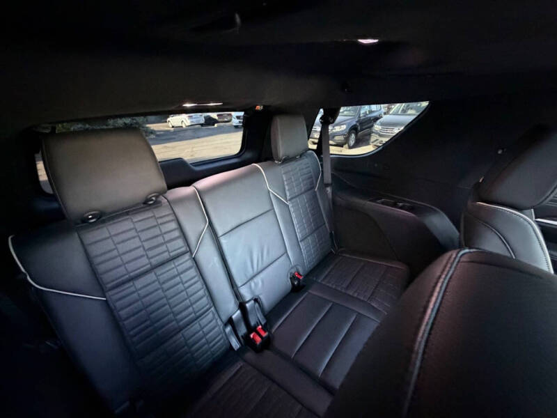 2025 Cadillac Escalade-V