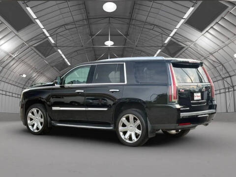 2017 Cadillac Escalade Luxury