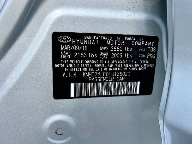 2017 Hyundai Elantra SE